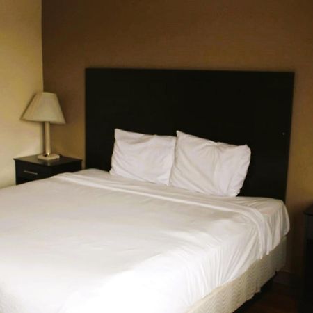 Oyo Hotel Tulsa Ok, I-44 Extérieur photo