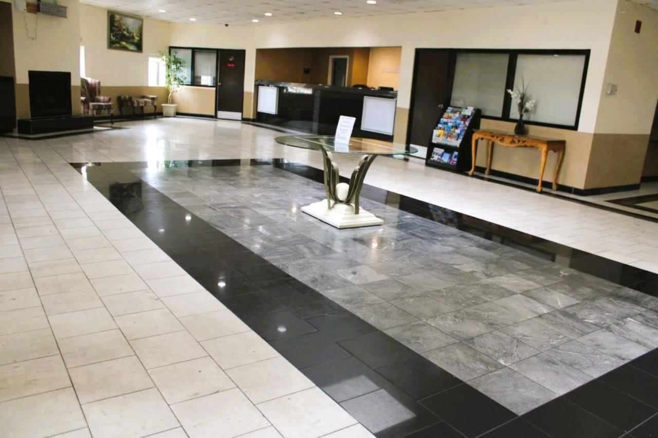 Oyo Hotel Tulsa Ok, I-44 Extérieur photo