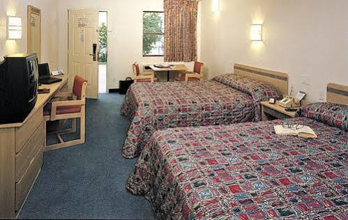 Oyo Hotel Tulsa Ok, I-44 Extérieur photo